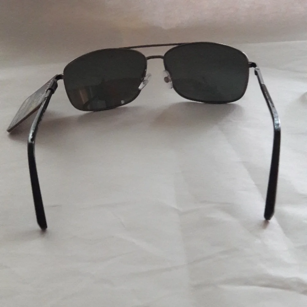 Foster Grant TruPolar Max Block Sunglasses Black Silver Frame UVA-UVA NWT